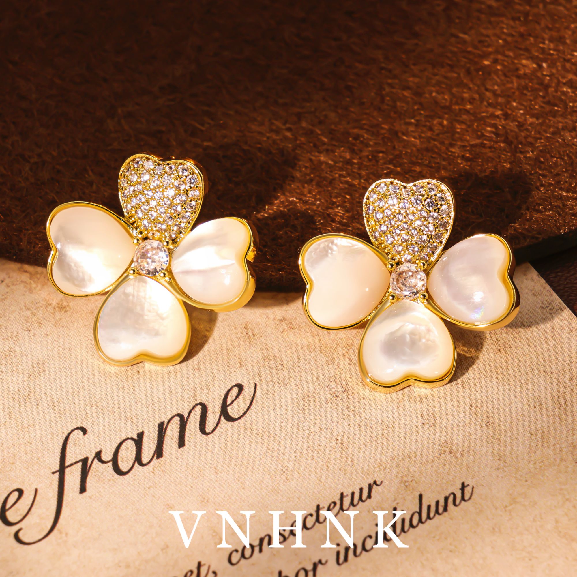 铜合金合成锆石耳饰 美可儿  E623    金色小众百搭耳环