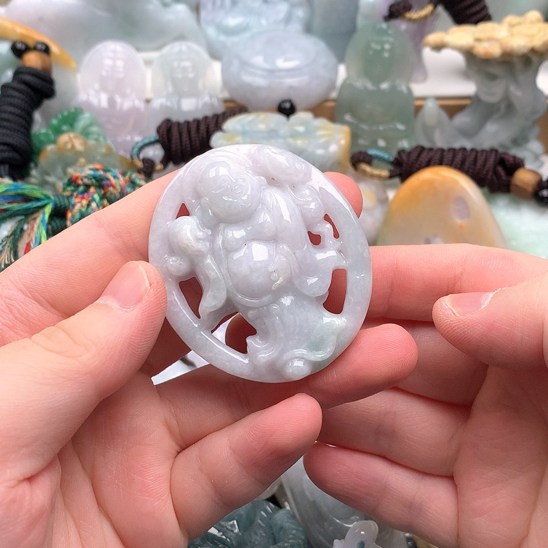 吊坠(不含链)未镶嵌翡翠