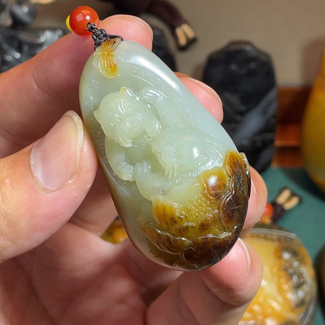 颈饰未镶嵌和田玉