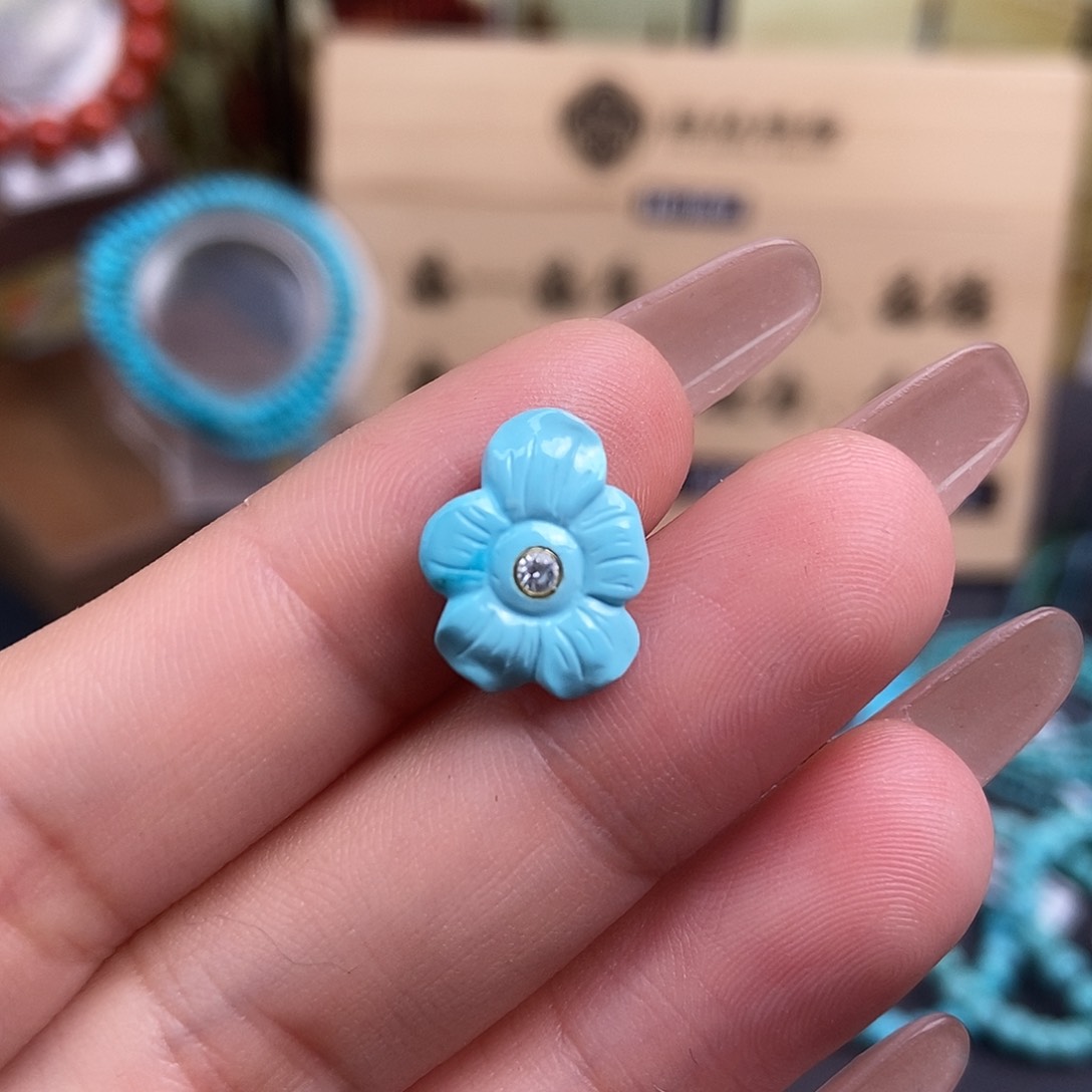 绿松石雕刻未镶嵌