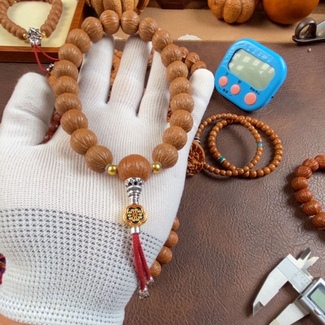 猴头核桃吊坠14凤羽手持