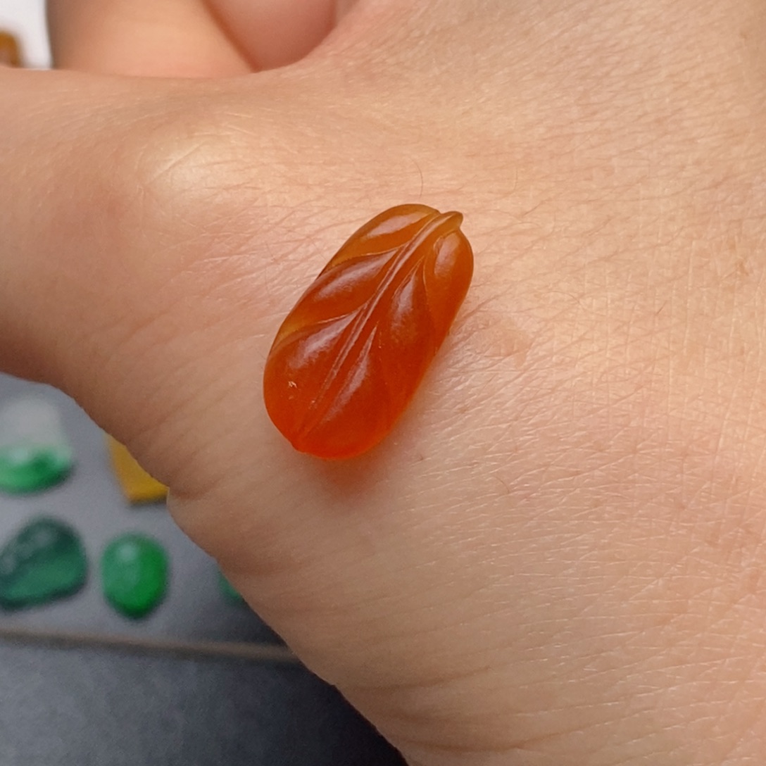 定制翡翠未镶嵌树叶