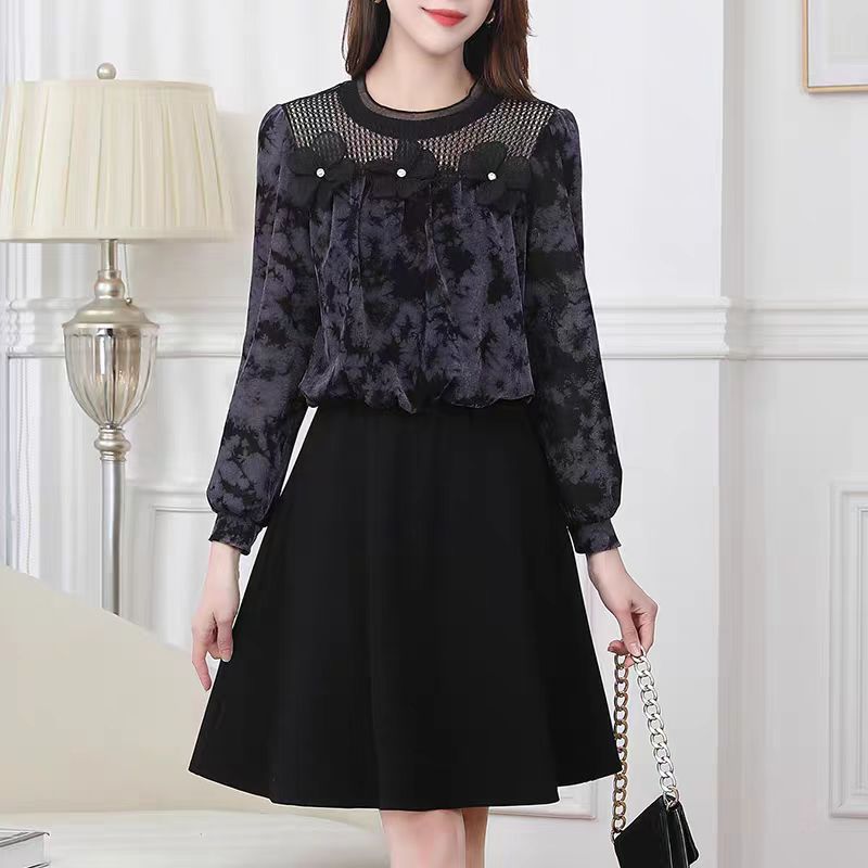 C128  时尚气质优雅假两件拼接连衣裙RS-YHX24AL811