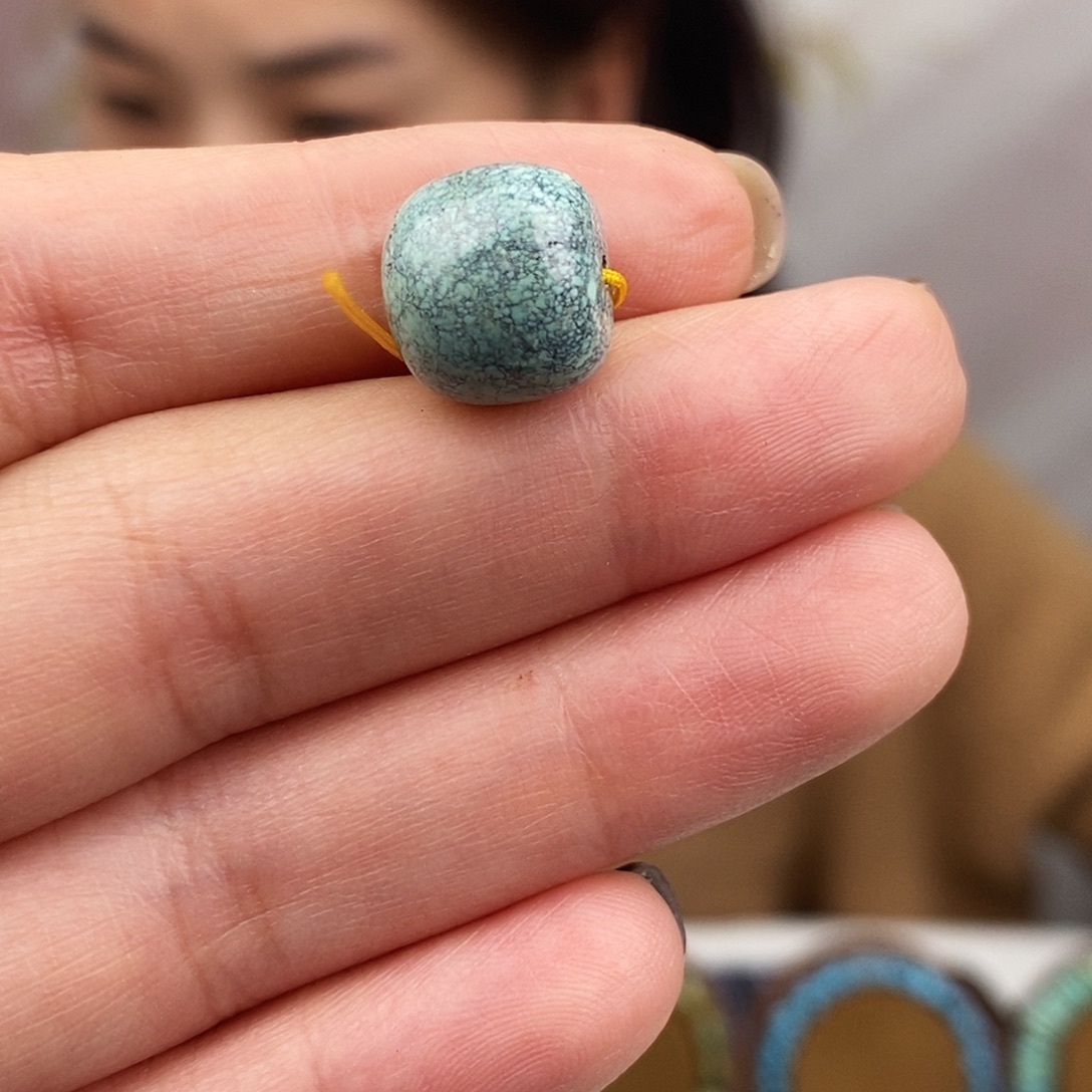 绿松石未镶嵌原矿