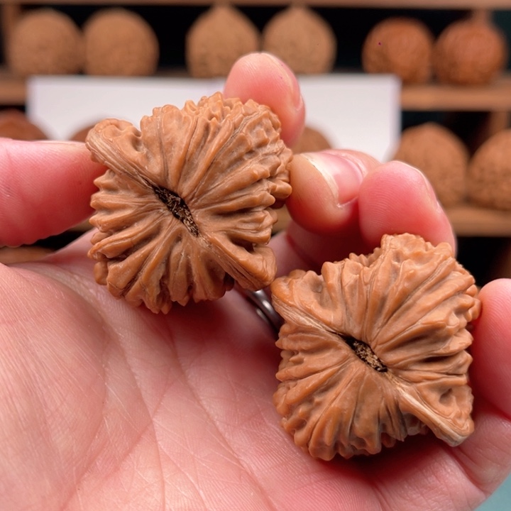 文玩核桃把件38/39平谷四座楼