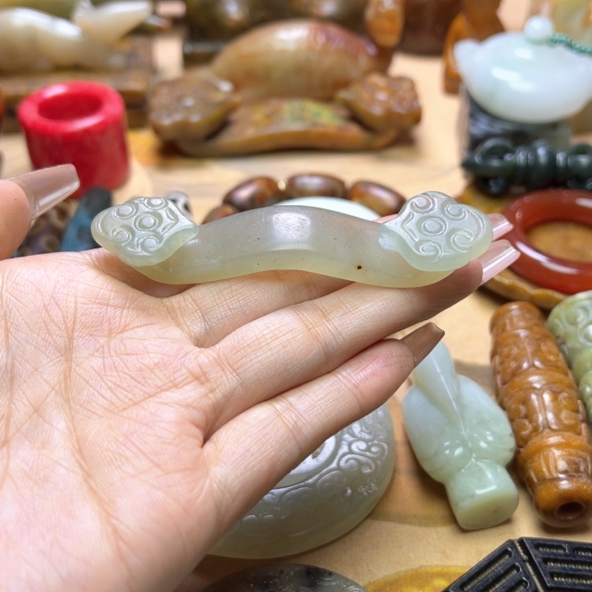 【闪购商品】蛇纹石玉颈饰未镶嵌