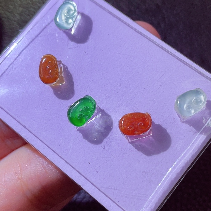 定制翡翠未镶嵌翡翠