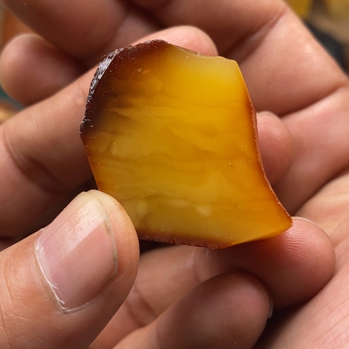 未镶嵌定制琥珀蜜蜡原石