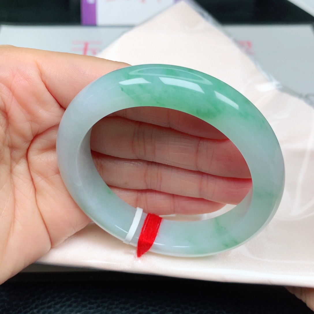 未镶嵌手镯翡翠冰胶飘阳绿18