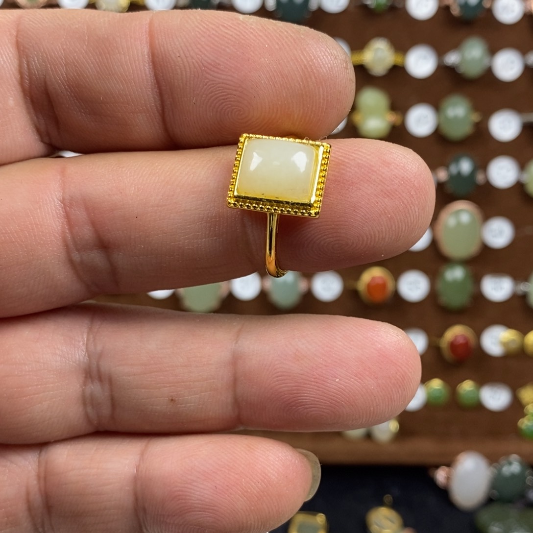 和田玉（白玉）戒指合金