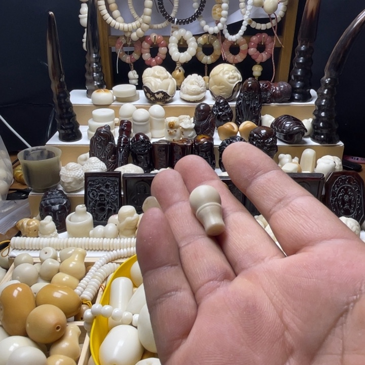 胖**胖象牙果雕刻奶嘴三通