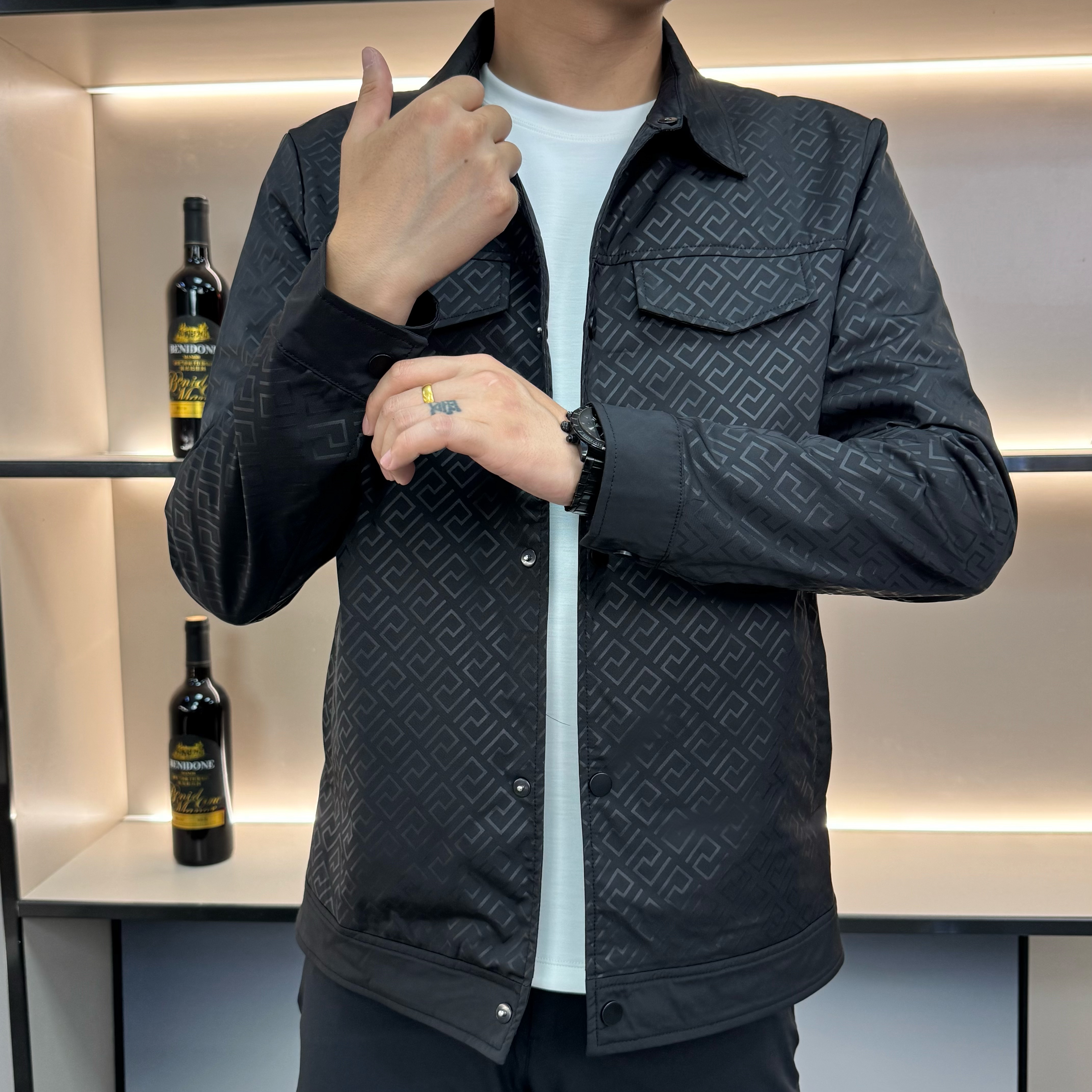 秋季收口袖翻领常规夏季春季夹克外套潮流修身短款