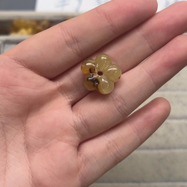 裸石琥珀未镶嵌天然蜜蜡配件