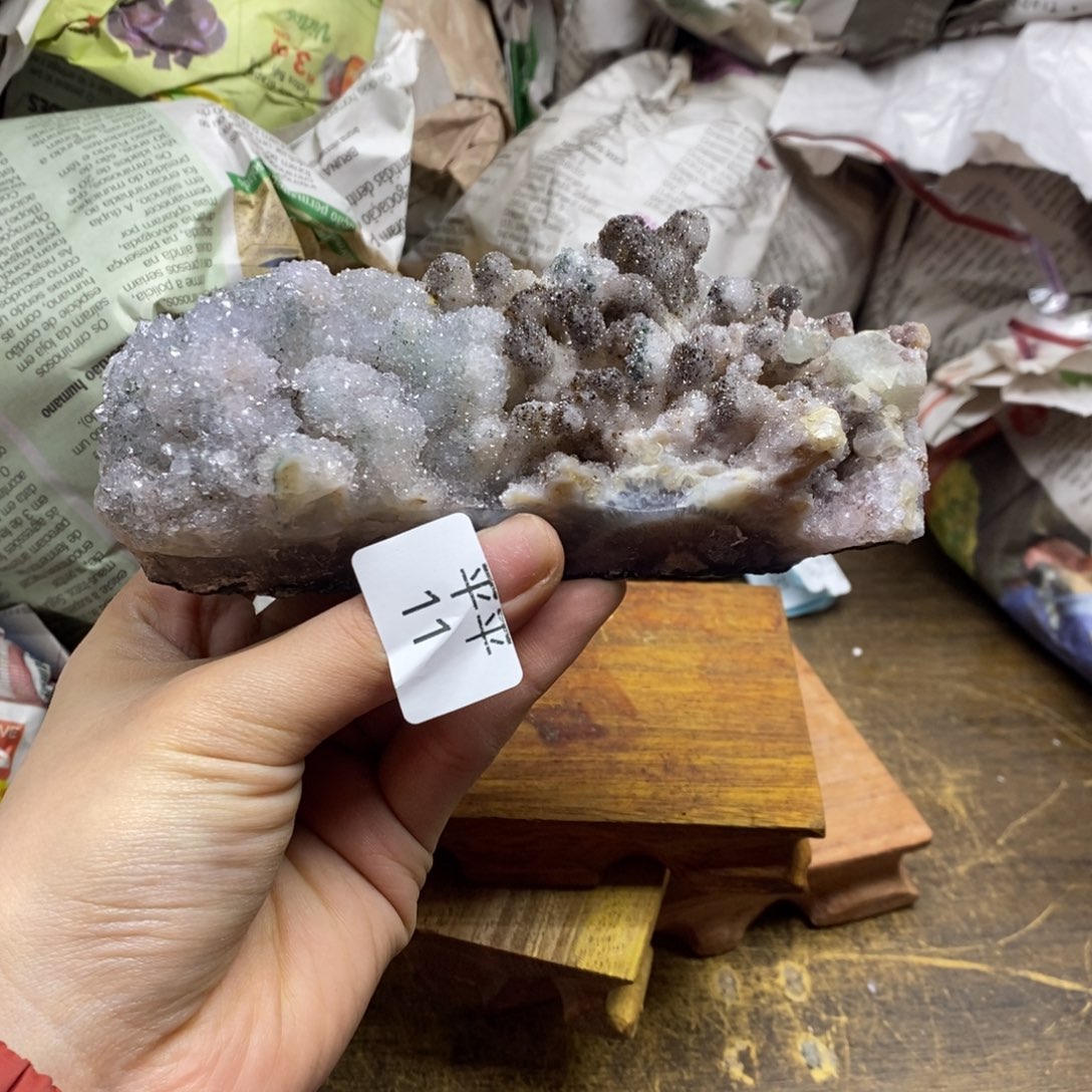 紫晶乌拉圭未镶嵌