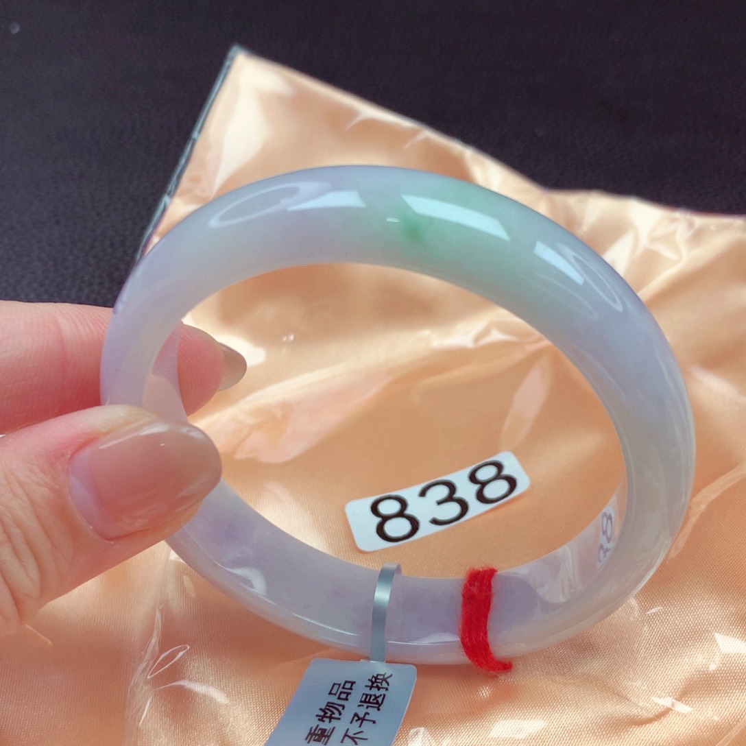 翡翠手镯未镶嵌手镯88