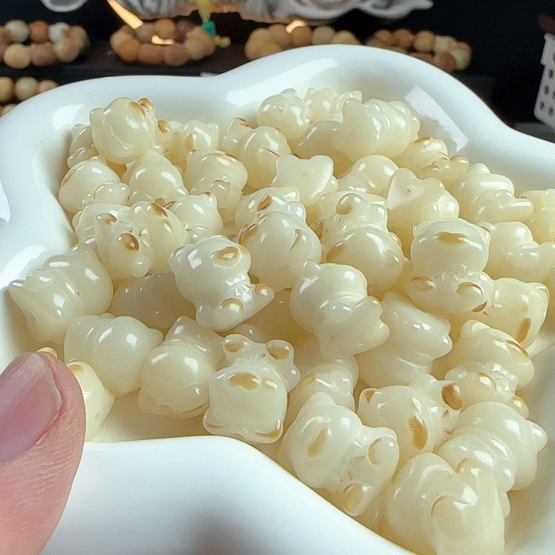 菩提根/象牙果手串瑕疵卡15爱心熊10颗