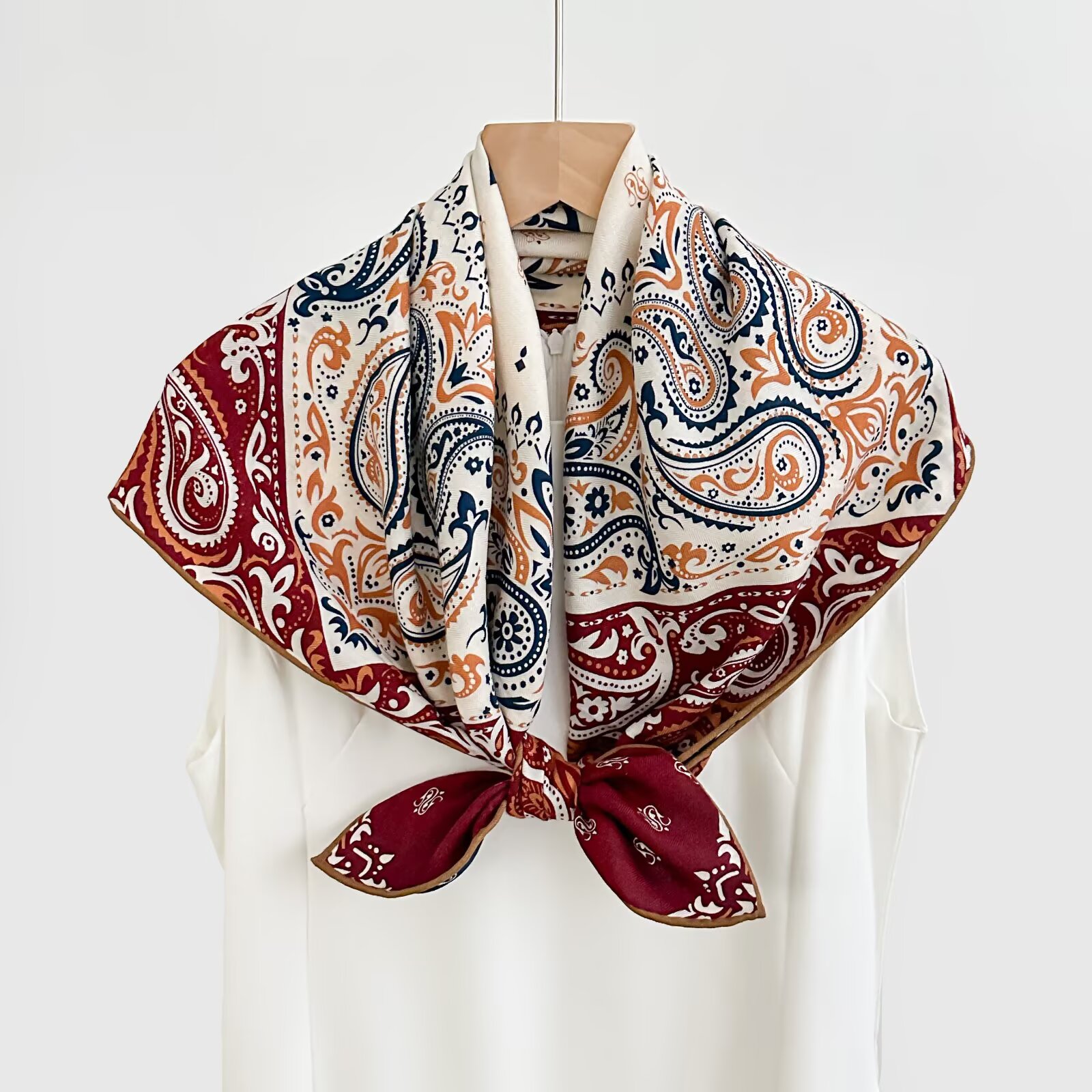 100%羊毛高档方巾领巾洋气春秋装饰双面丝巾气质女士围巾80*80CM