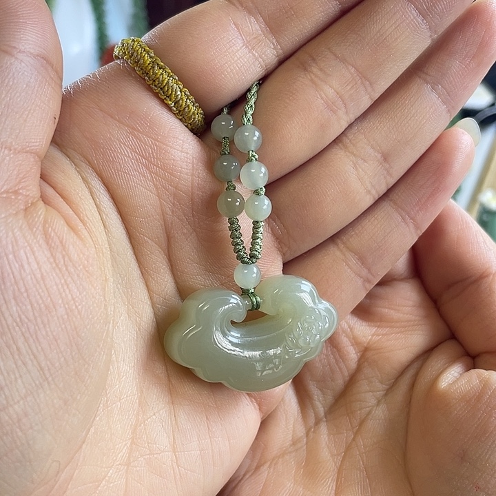 和田玉（糖玉）未镶嵌颈饰