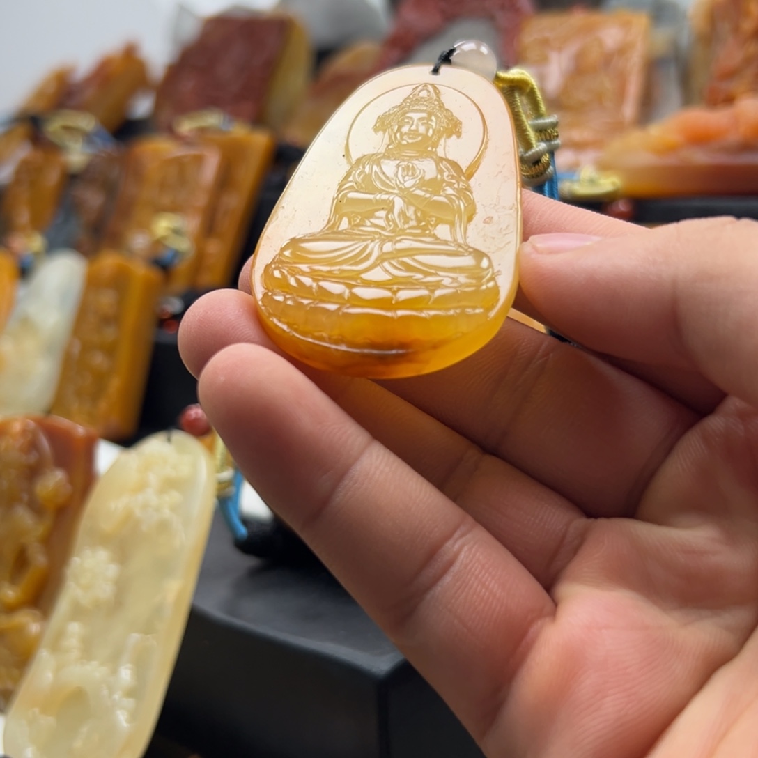 石英质玉（黄龙玉）未镶嵌hly