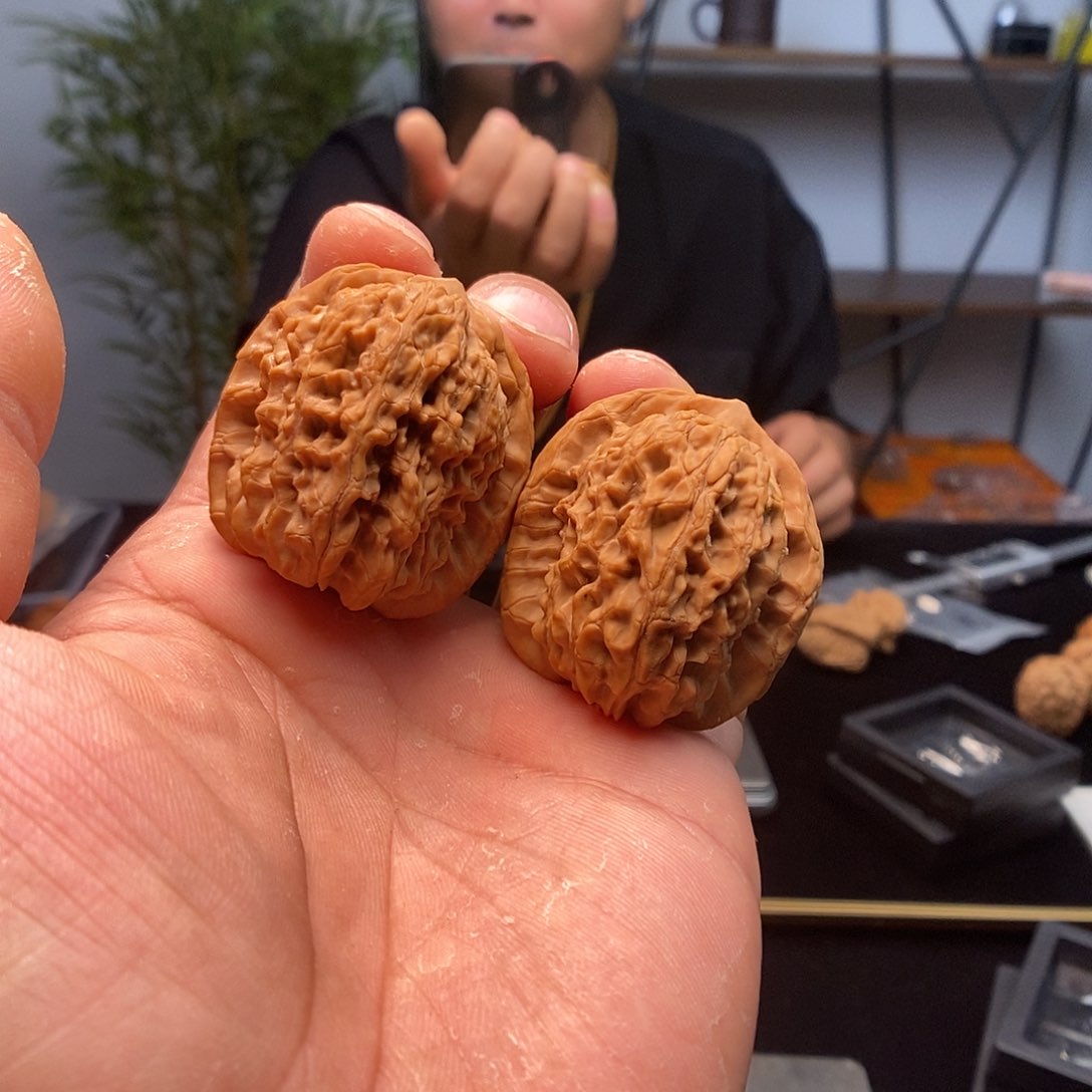 文玩核桃吊坠马老四超级福利