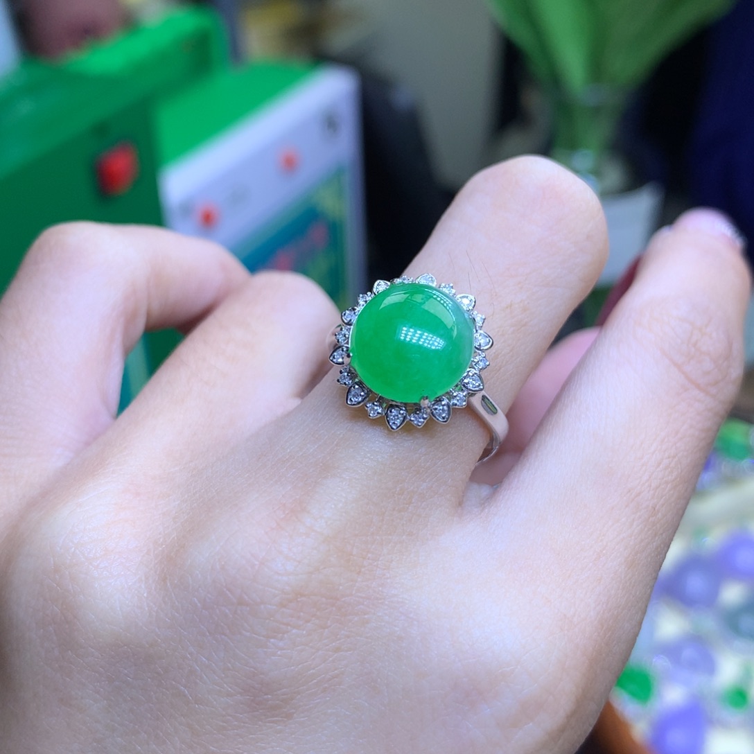 翡翠颈饰18K金镶嵌天然