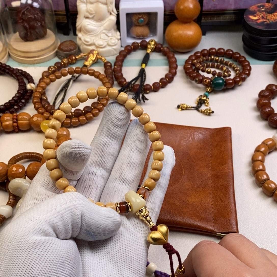 吊坠龙脊菩提。。。。。。。。。。。