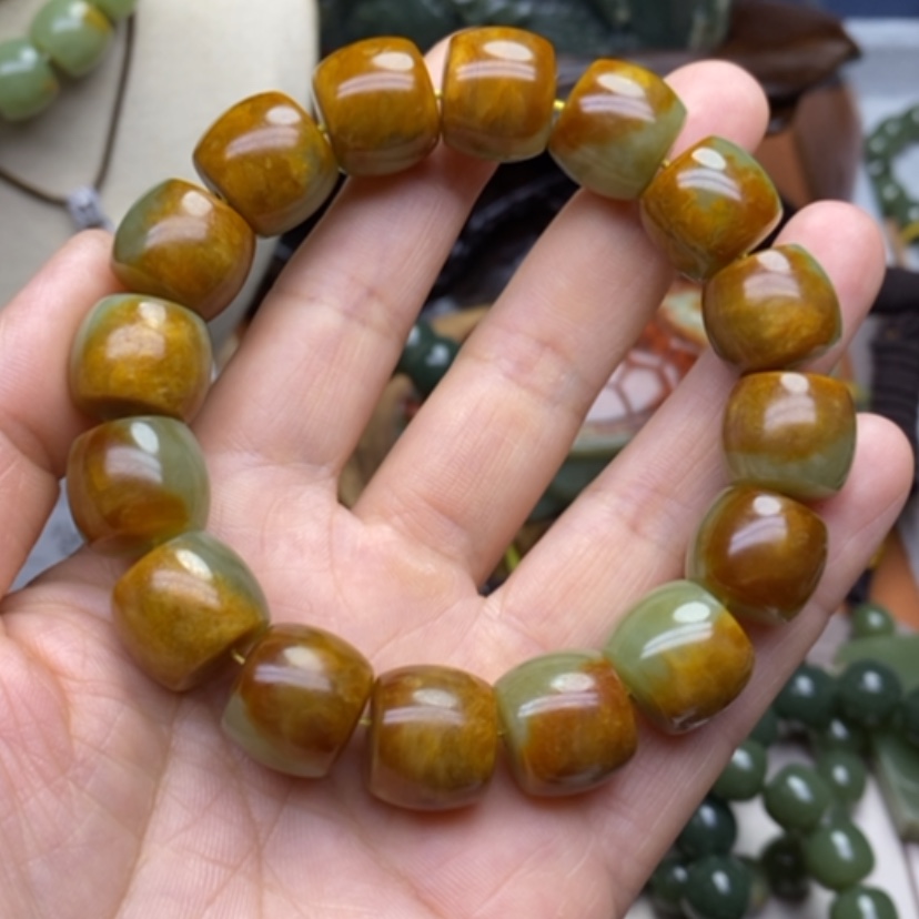 【闪购商品】和田玉未镶嵌挂件李**咩