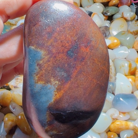 和田玉未镶嵌吊坠(不含链)147克