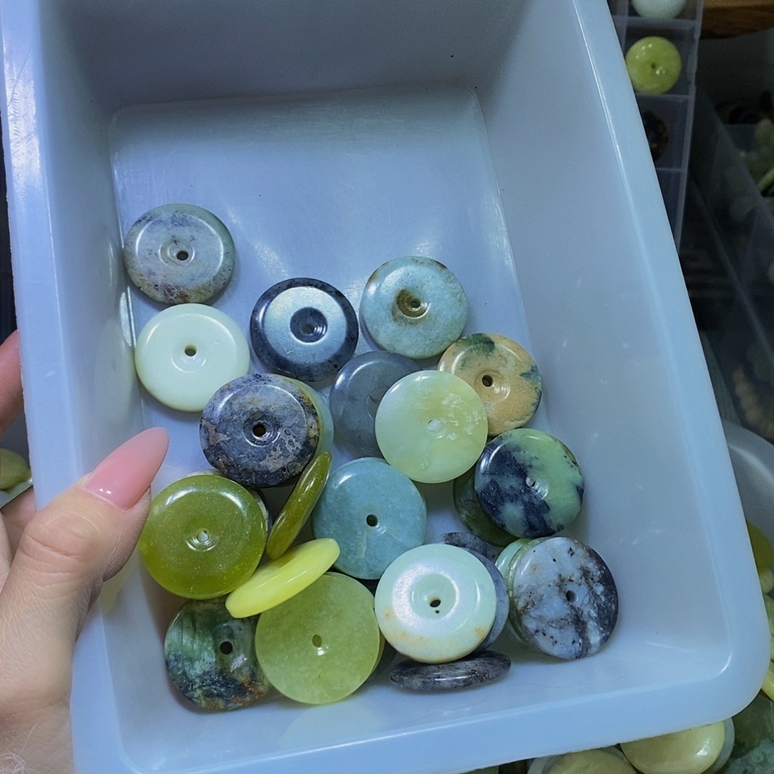 未镶嵌蛇纹石玉其他191