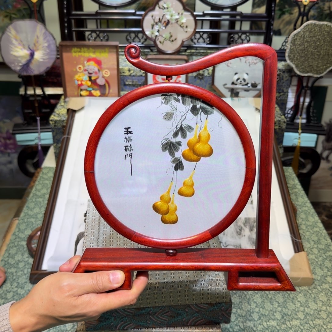 刺绣手工苏绣工艺制作技艺精湛