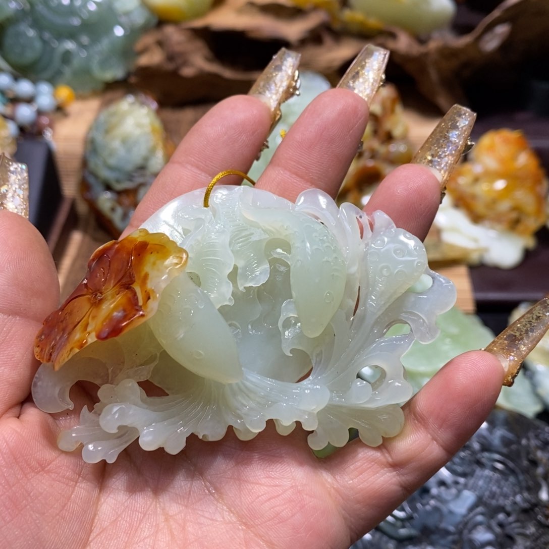 蛇纹石玉颈饰未镶嵌A*n