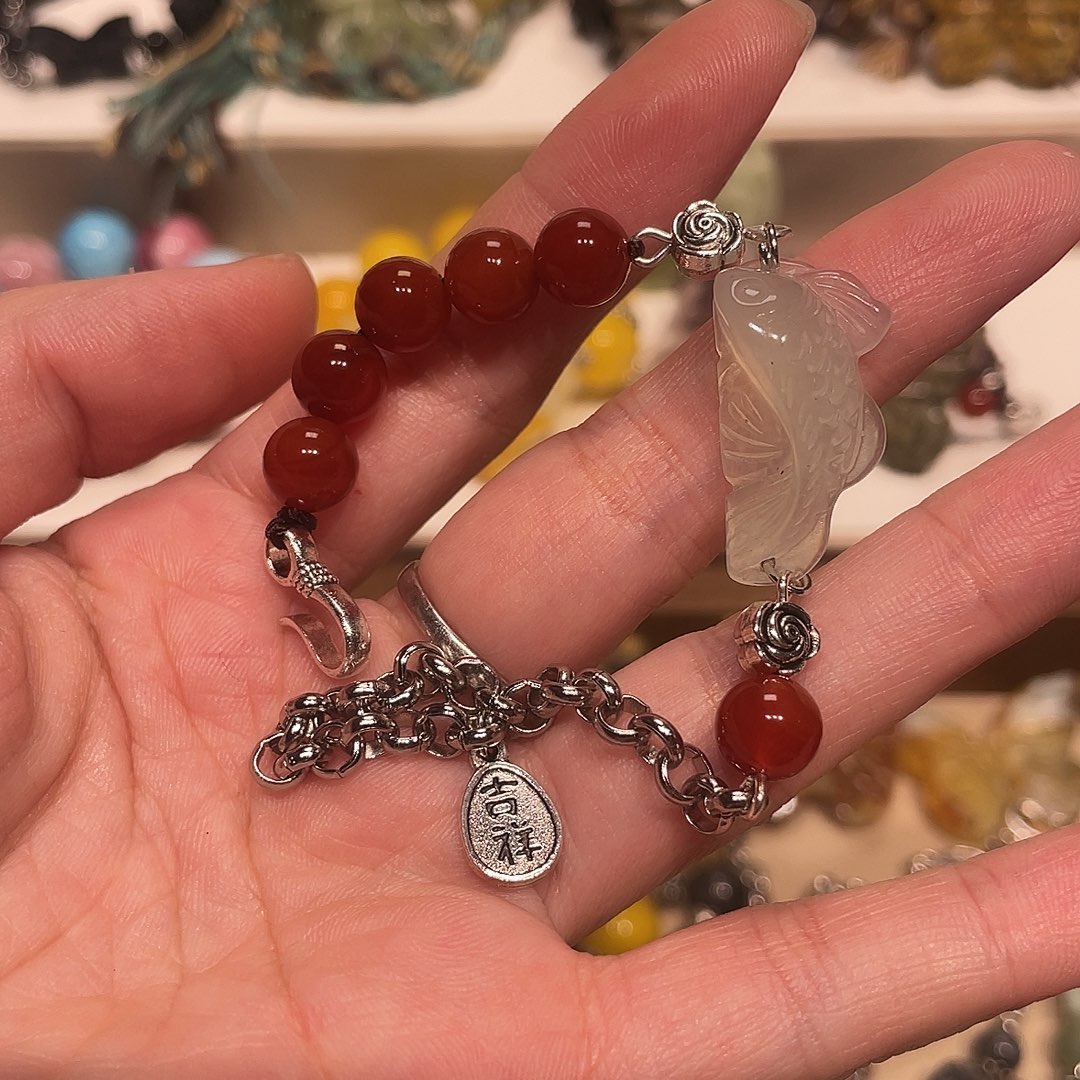 蛇纹石玉合金颈饰