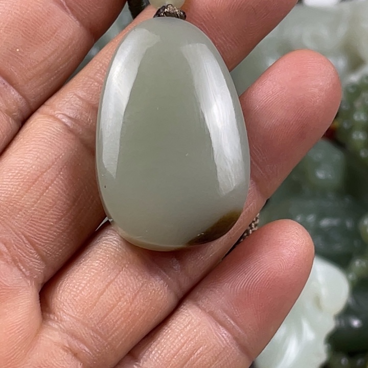 和田玉（糖玉）颈饰未镶嵌巧*力