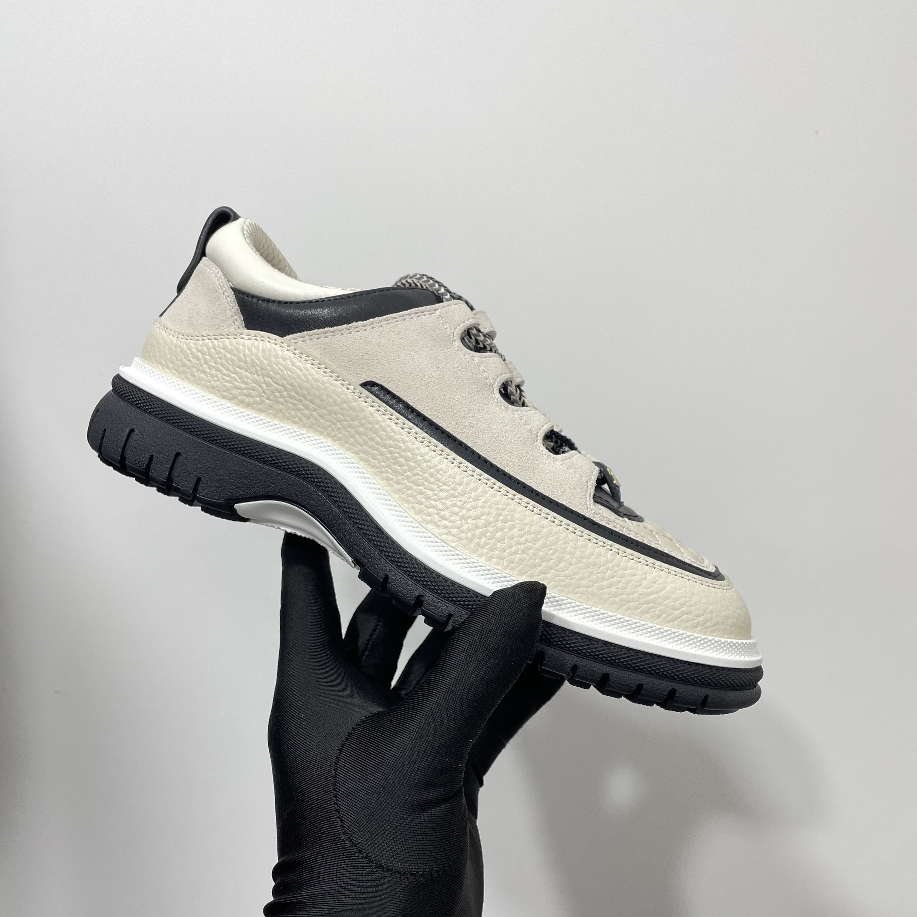 25c新款荔枝纹拼色休闲运动鞋