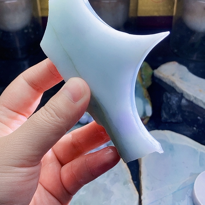 翡翠未镶嵌颈饰毛料6