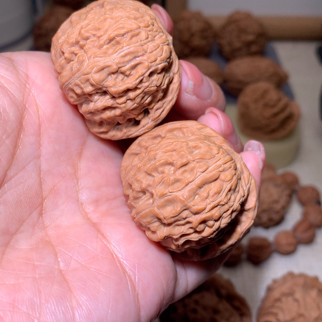 文玩核桃把件磨盘