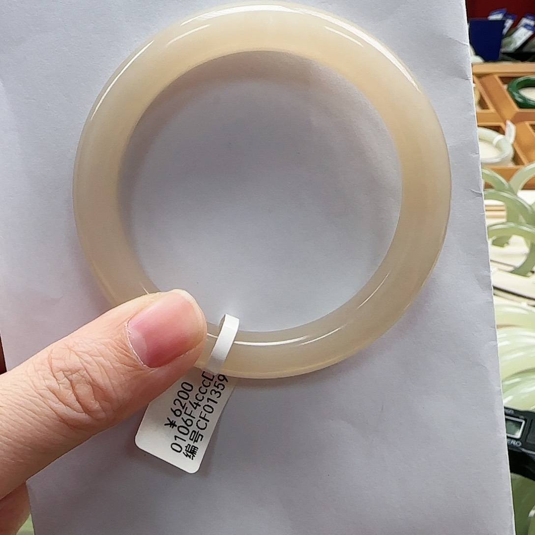 和田玉手镯未镶嵌N*w57