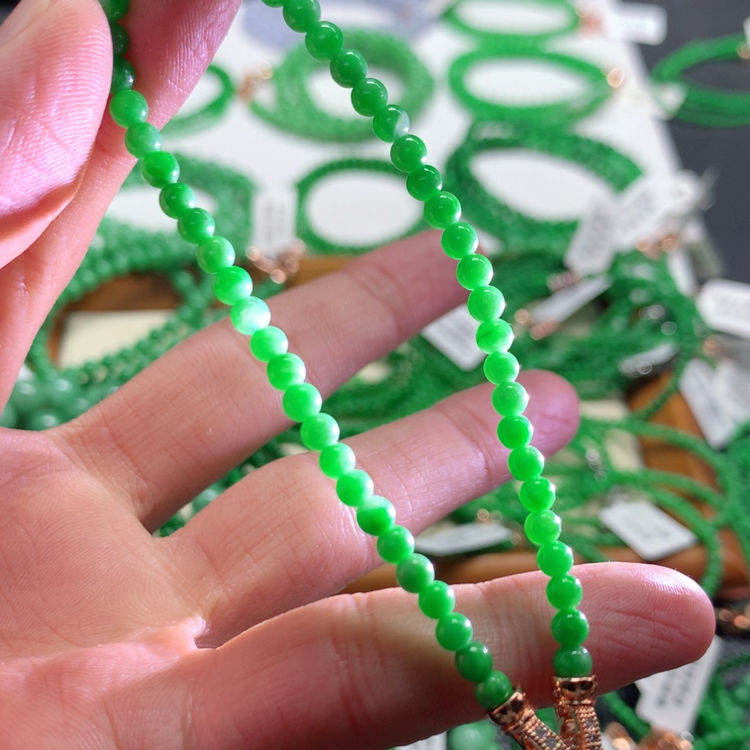 翡翠未镶嵌手链翡翠