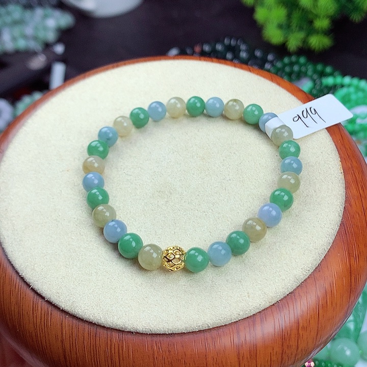 翡翠未镶嵌颈饰手串