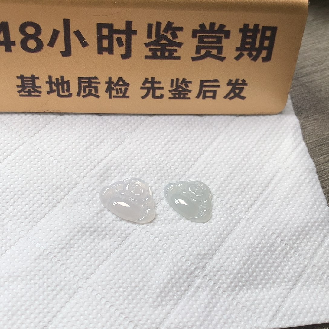 颈饰未镶嵌翡翠两个