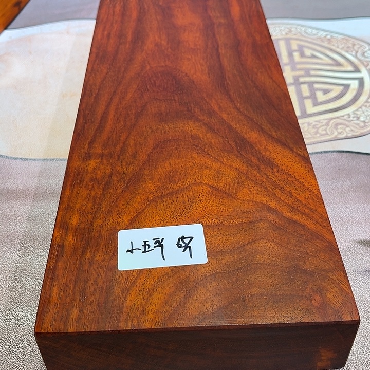 非洲紫檀（红花梨）小*哥