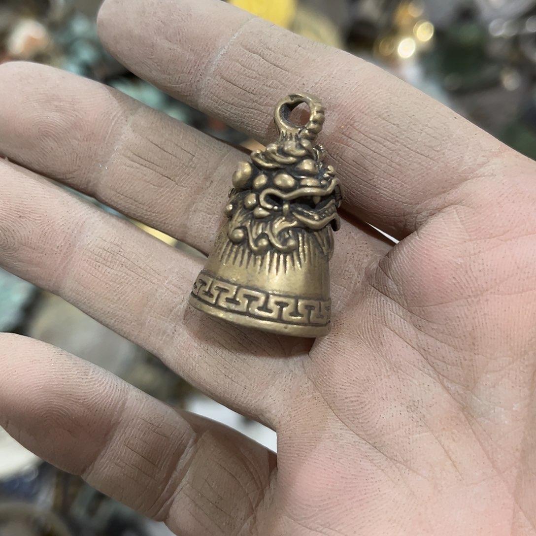 上***物闪电购铜摆件工艺品