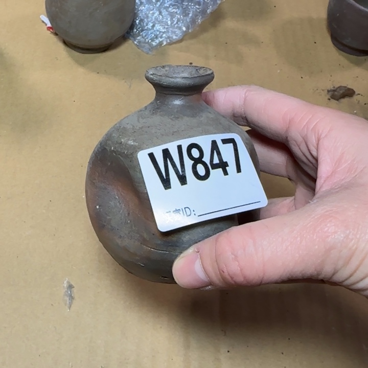 备前烧作品备前烧底部石爆裂