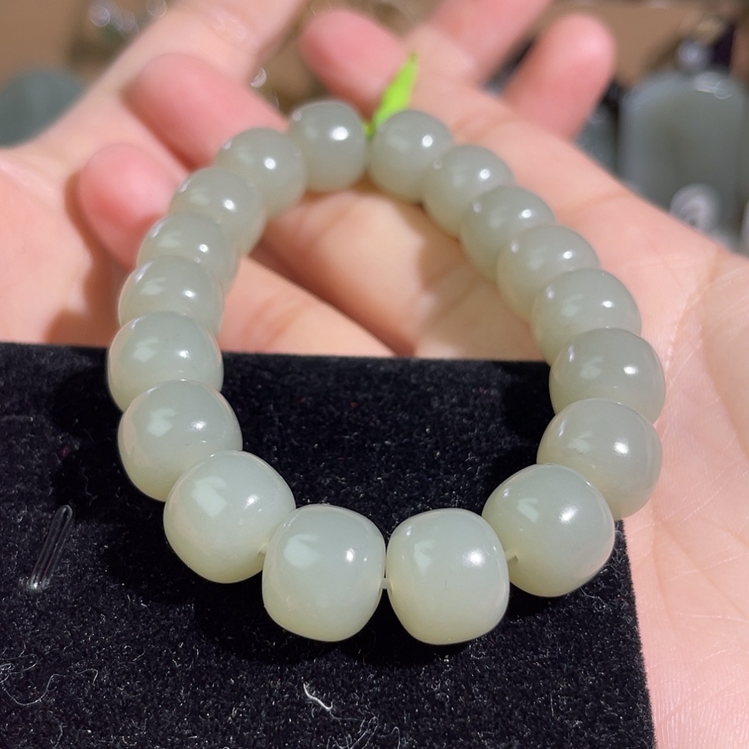 落***落和田玉未镶嵌手串