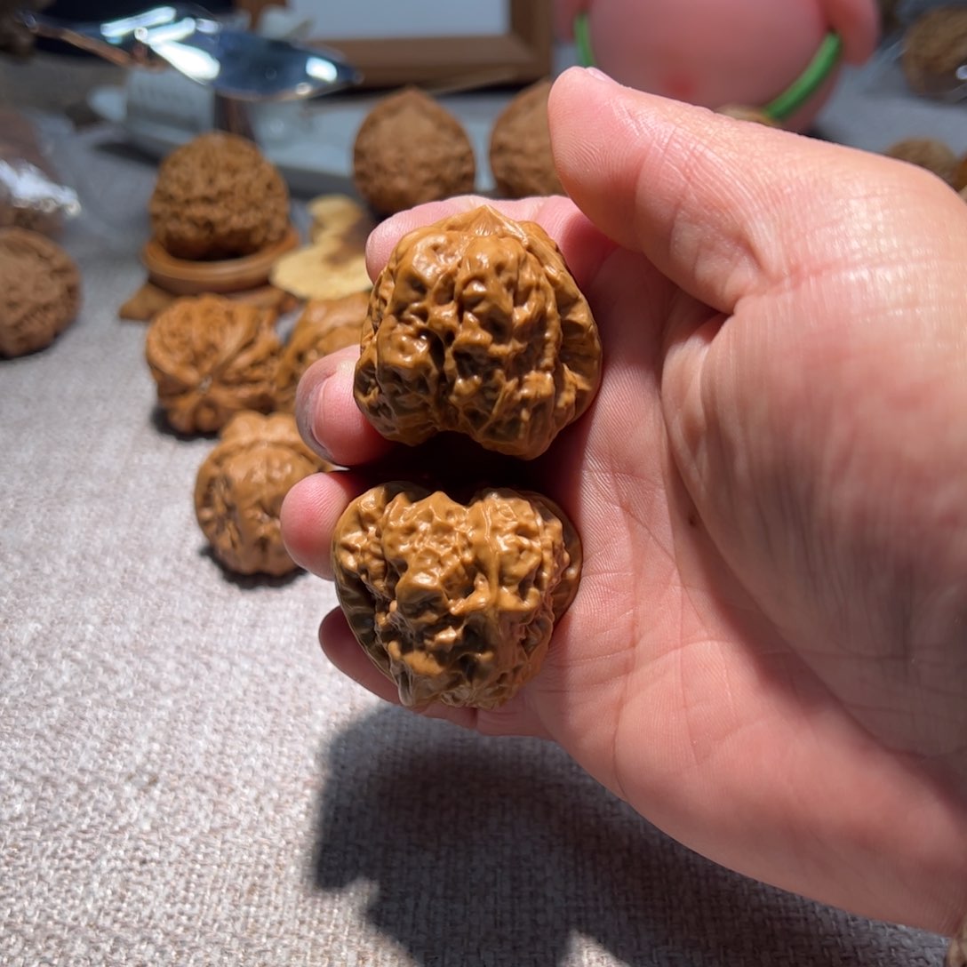 文玩核桃把件38三角蛙