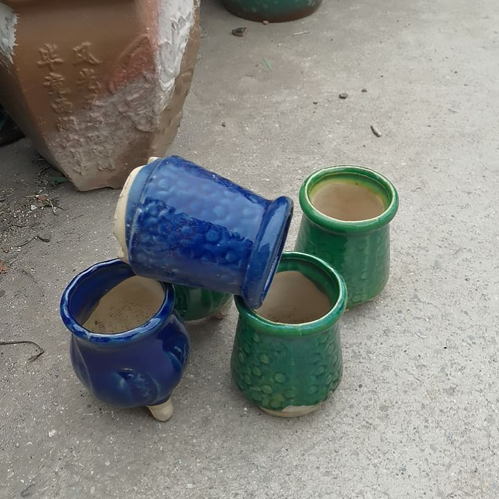 红陶瑕疵随机八个盆子。。