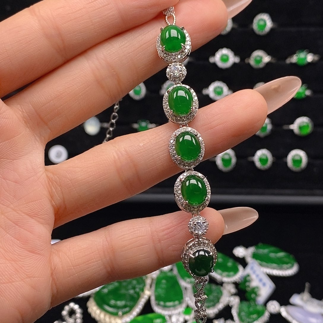 翡翠挂件银S925镶嵌翡翠