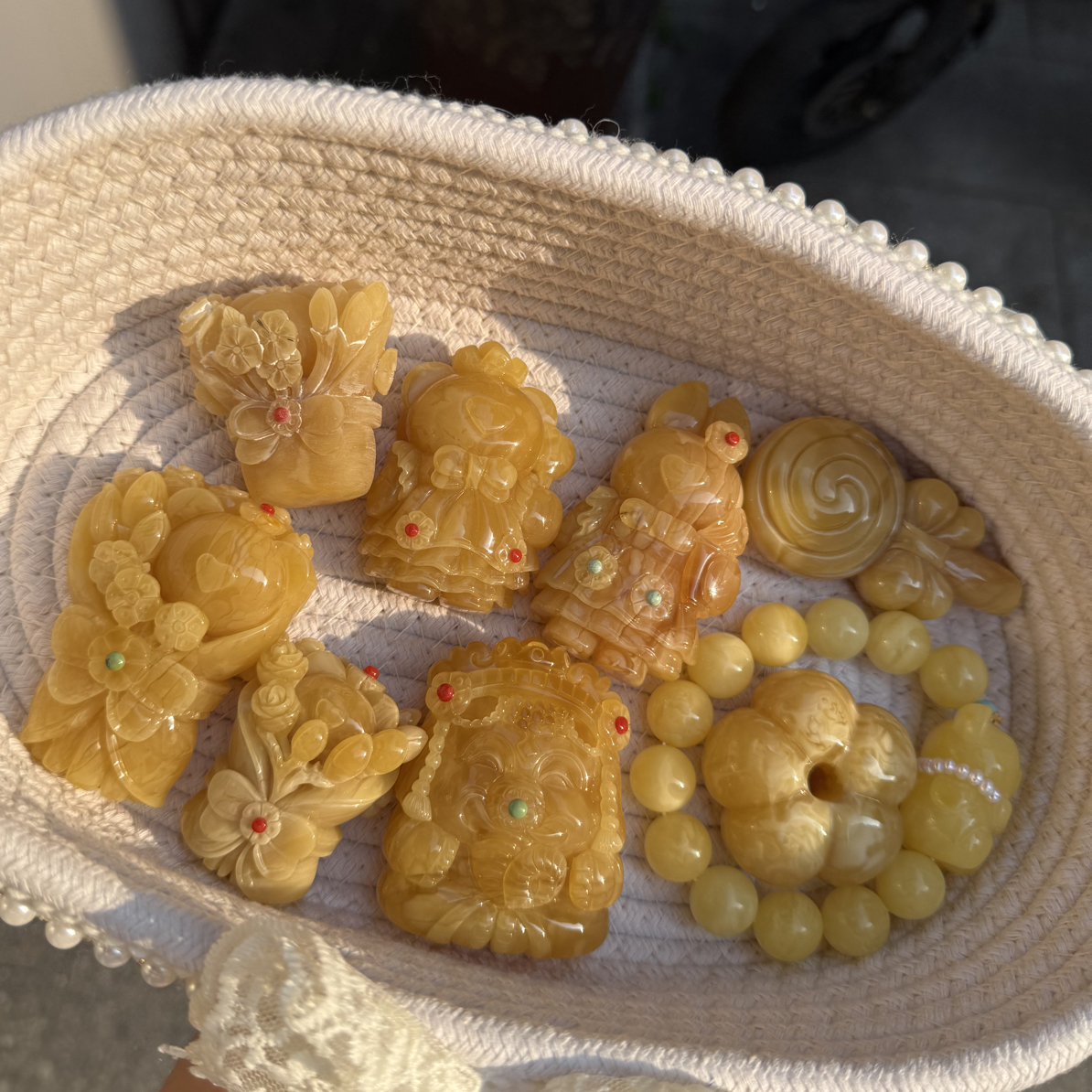 天然蜜蜡月亮鹿宝，一路有你相伴（裸重：35.25）