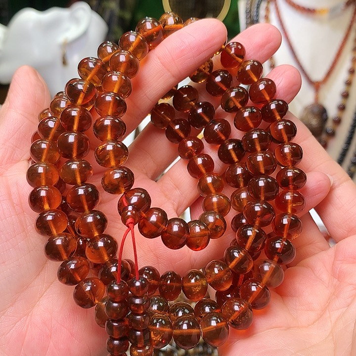 琥珀裸石未镶嵌快***单抚顺琥珀