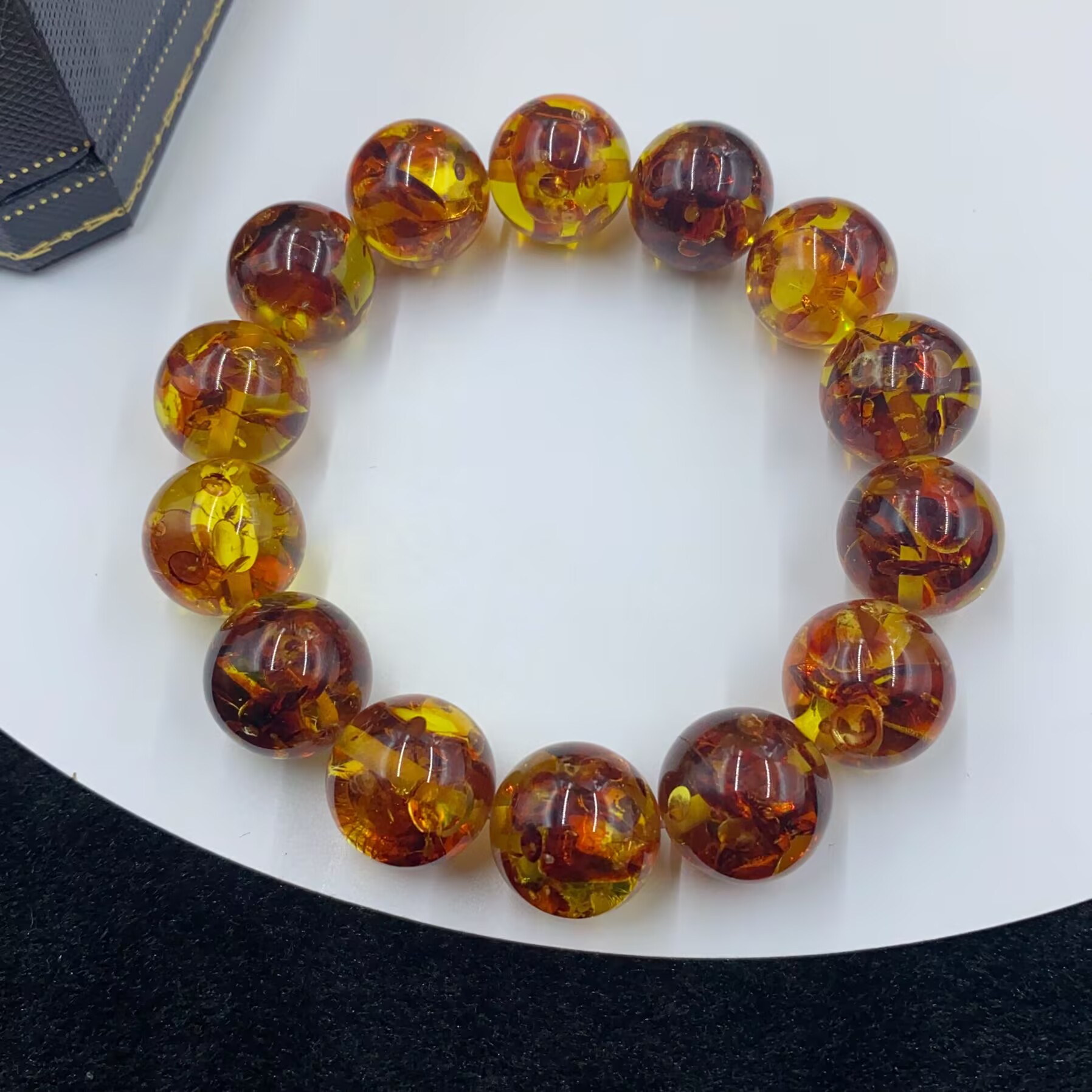 4437  黄色圆款珠珠16mm手串多样性发货